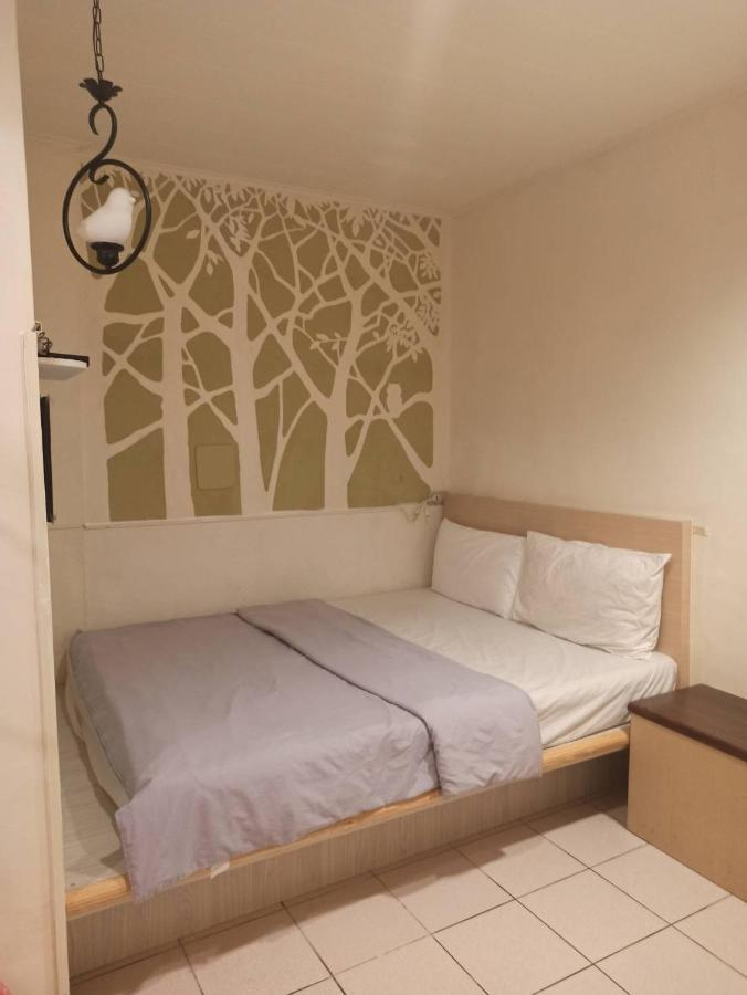 Hua Bin Hotel Yilan Exterior photo