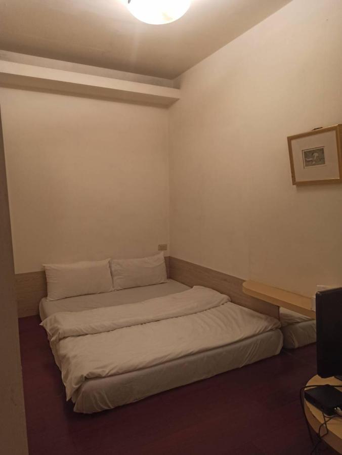 Hua Bin Hotel Yilan Exterior photo